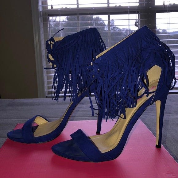 Tie up fringe pumps!! - Picture 3 of 4